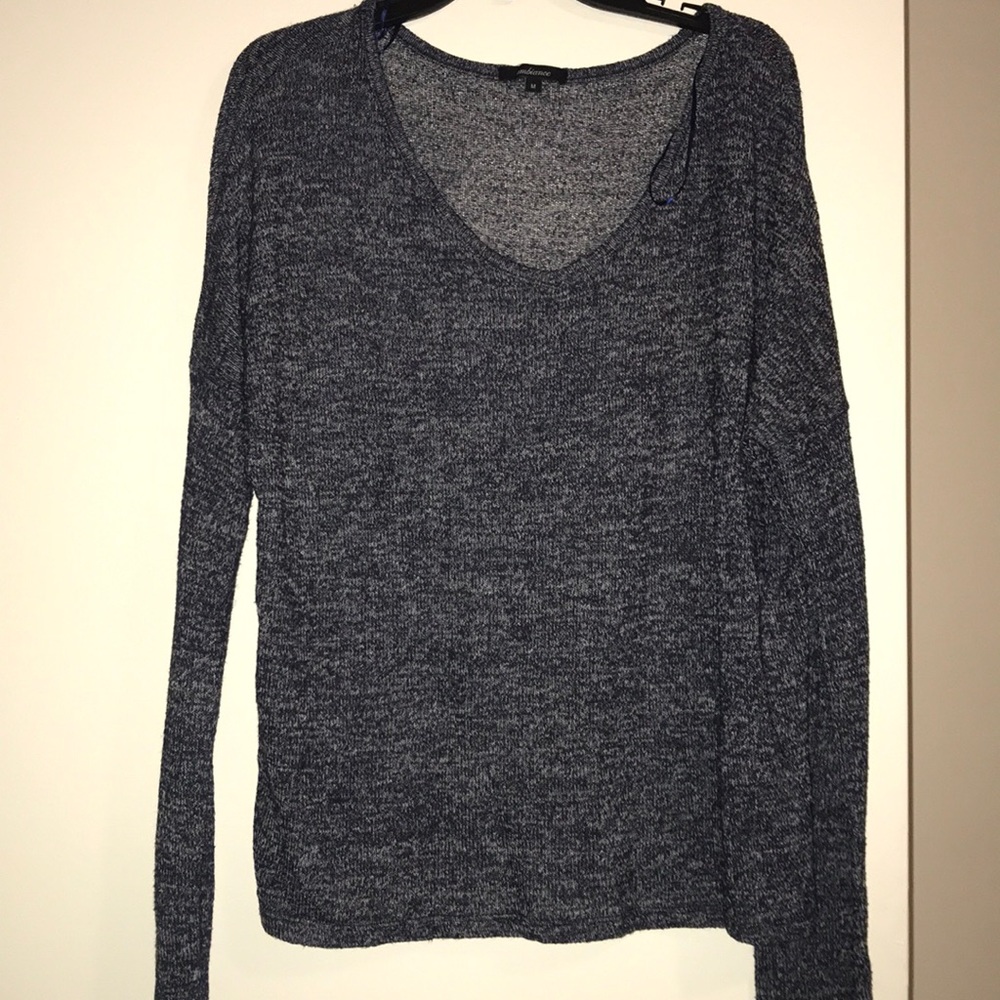 🥳Everything BOGO 🥳Long Sleeved V Neck Shirt